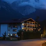 Zugspitze Hotel