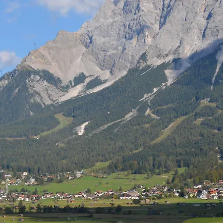 Zugspitze מלון 4*