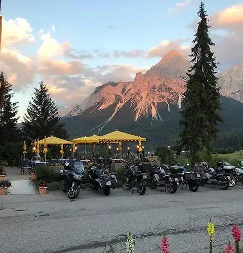 Zugspitze Hotel 4*